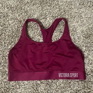 Victoria’s Secret Sport women’s sports bra size L, smoke free home
